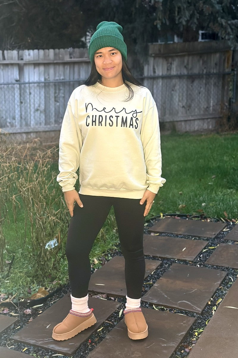 Merry Christmas sweatshirt, merry christmas, women sweatshirt, women merry christmas sweatshirt, crewneck sweatshirt