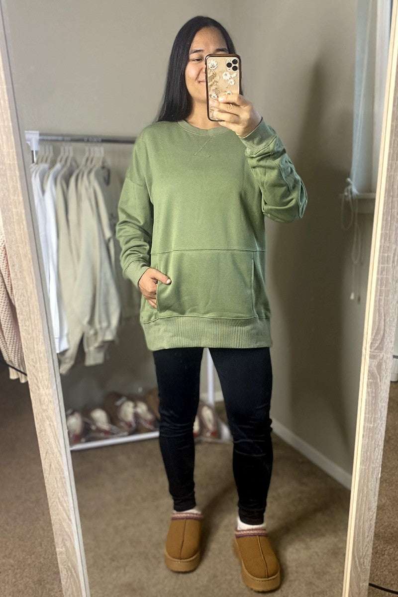 drop shoulder sweatshirt, sweatshirt, oversized sweatshirt, green sweatshirt, women sweatshirt, pocketed sweatshirt, crewneck sweatshirt